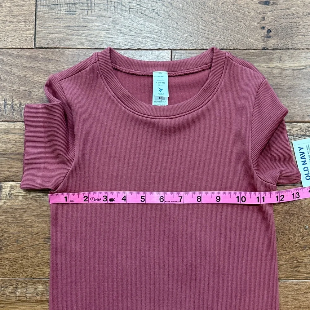 Old Navy Girls Ribbed Crewneck Go Dry Short-Sleeve Shirt - Size L (10/12)